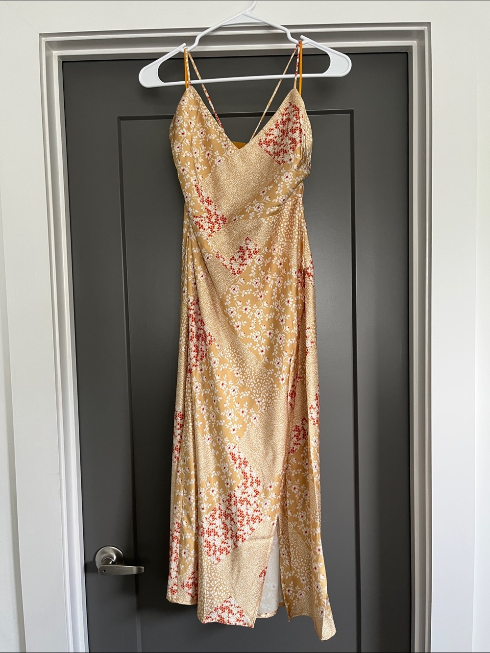 Hello Molly - Stunning Floral Midi Dress in Mustard